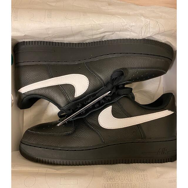 驚き価格!】 NIKE AIR FORCE 1 BLACK／WHITE Leather -スニーカー