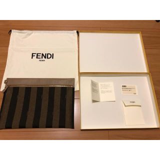 フェンディ(FENDI)のFENDI フェンディ クラッチバッグ(セカンドバッグ/クラッチバッグ)