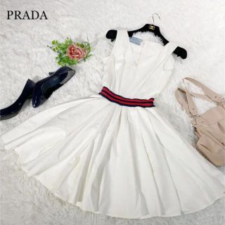 プラダ(PRADA)のPRADA ワンピース(ひざ丈ワンピース)