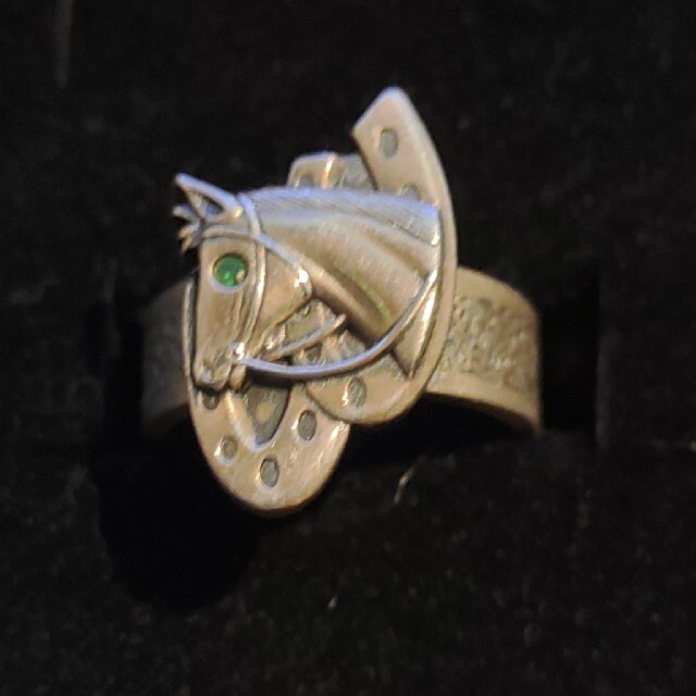 オグリキャップ シューホース馬蹄 ウマ娘 エメラルド誕生石 silver925 リング(指輪)