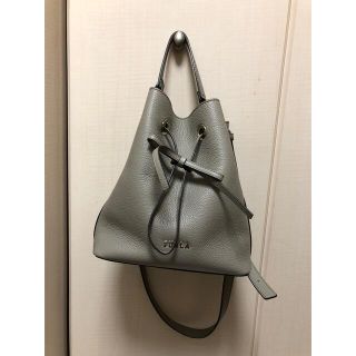 フルラ(Furla)の専用　フルラ レザー 巾着　ショルダーバッグ　グレー　FURLA(ショルダーバッグ)