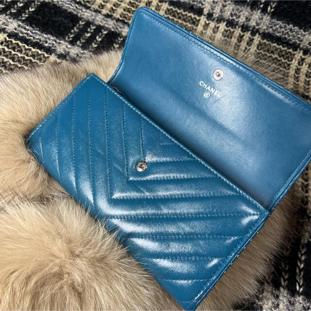 超美品!超レア☆CHANEL シェブロン☆スタッズフラップウォレット 長