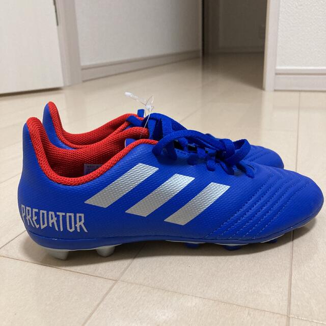 adidas(アディダス)のアディダス　プレデター19.4 21.0 スポーツ/アウトドアのサッカー/フットサル(シューズ)の商品写真