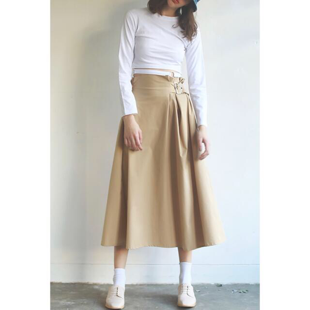 AMAIL(アマイル)のAMAIL フレアスカート　ベージュ レディースのスカート(ロングスカート)の商品写真