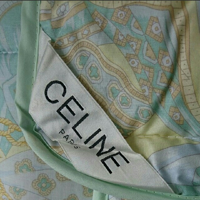 celine(セリーヌ)の【mamikさま専用】セリーヌ 肌掛け布団 インテリア/住まい/日用品の寝具(布団)の商品写真