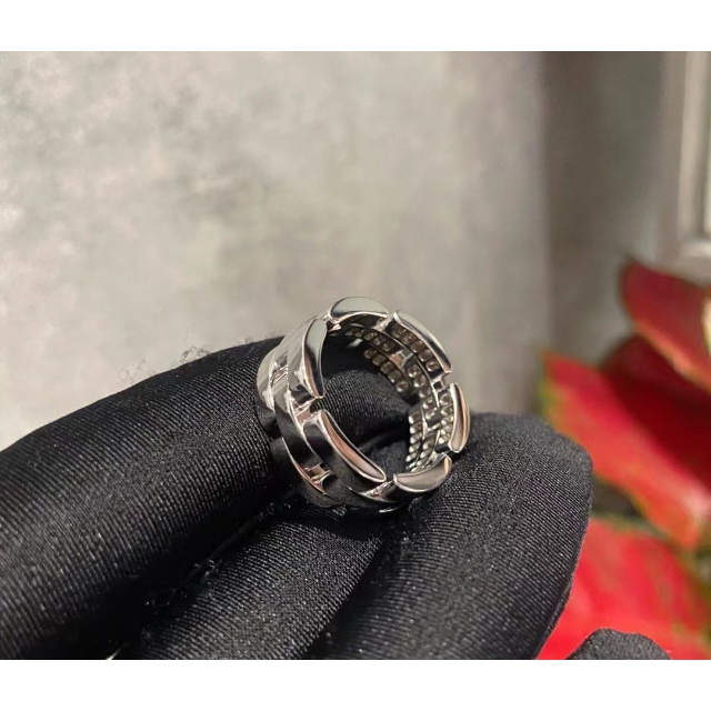 Cartier カルティエ マイヨン パンテール3連ハーフ