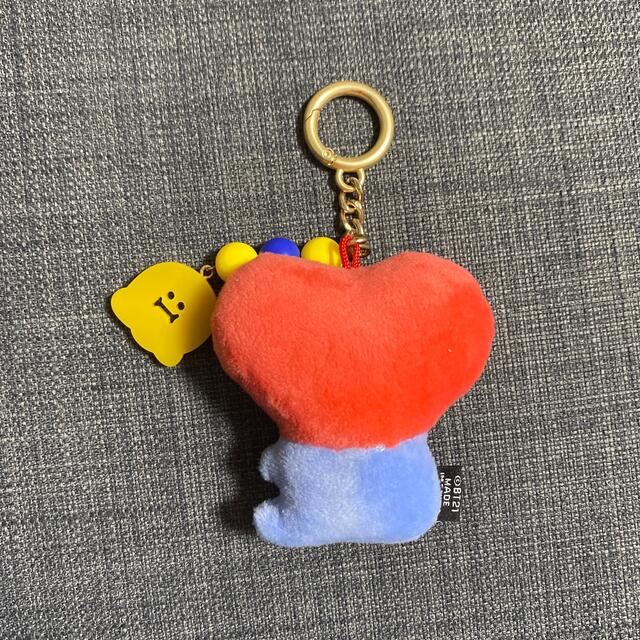 防弾少年団(BTS)(ボウダンショウネンダン)のBT21 TATAぬいぐるみキーホルダー エンタメ/ホビーのCD(K-POP/アジア)の商品写真