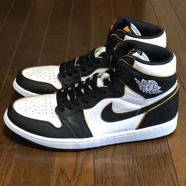 NIKE AIR JORDAN 1 RETRO HIGH OG BG 黒×白