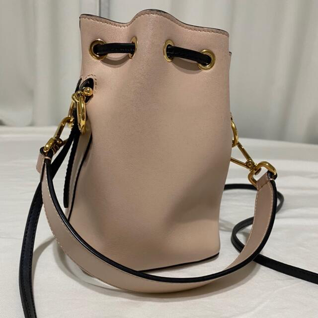 FENDI - FENDI スモールバケットバッグの通販 by み|フェンディならラクマ
