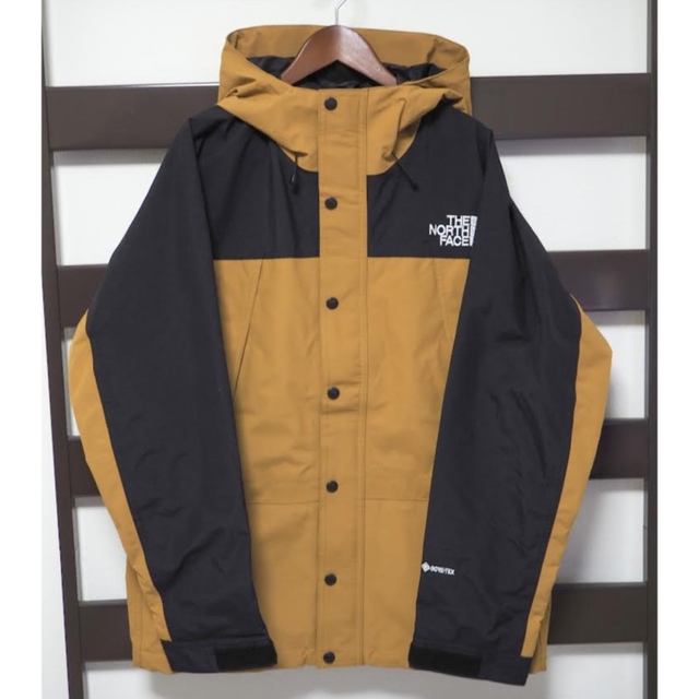 貴重な色 NORTH FACE マウンテンパーカーMサイズ ノースフェイス