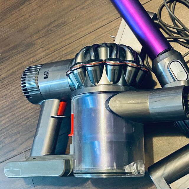 Dyson(ダイソン)のdyson ダイソン DC62 スマホ/家電/カメラの生活家電(掃除機)の商品写真