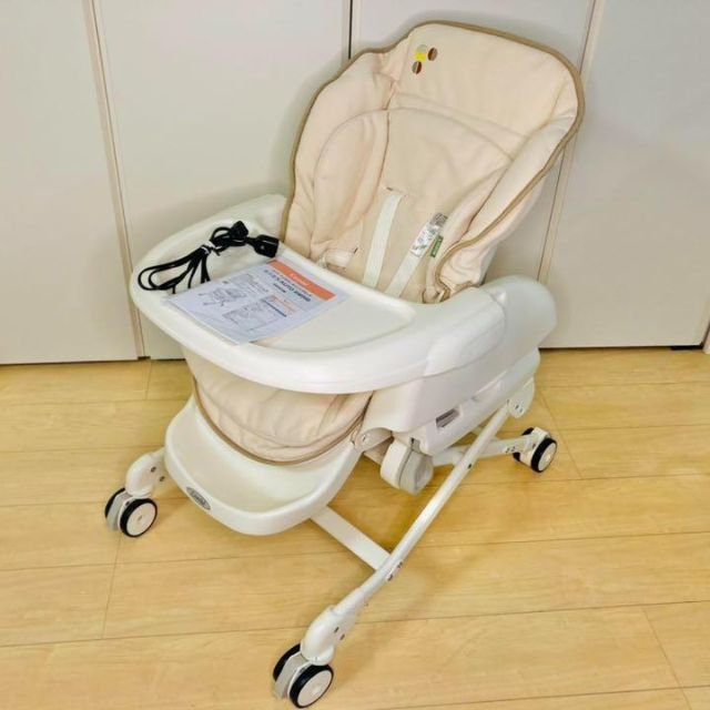 COMBI ルシエス AT ハイローチェア 電動 オートスウィング - 寝具/家具 COMBI ルシエス AT ハイローチェア 電動 オートスウィング - 寝具/家具