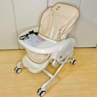 美品】コンビ ルシエスAT 電動ハイローチェア Combi-