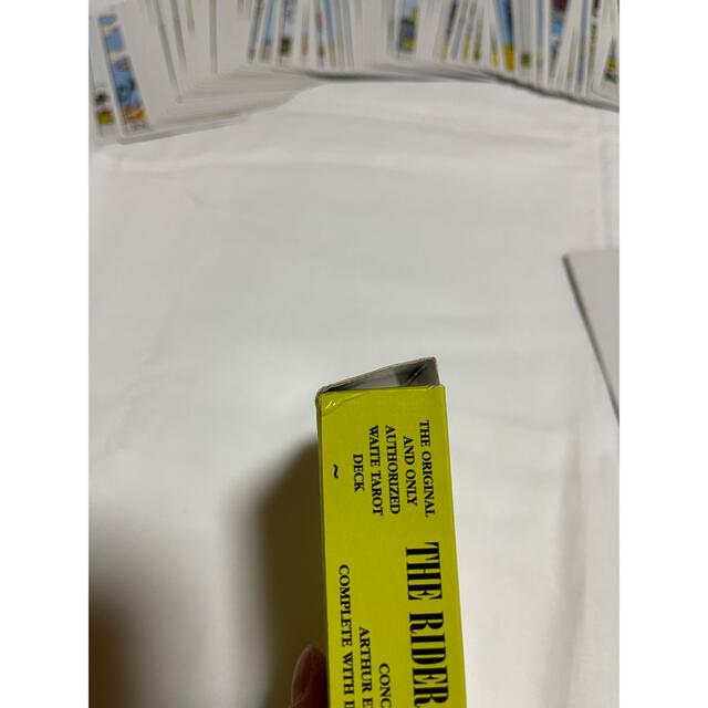 タロットカード　ライダータロット　定価2460円 エンタメ/ホビーのテーブルゲーム/ホビー(その他)の商品写真
