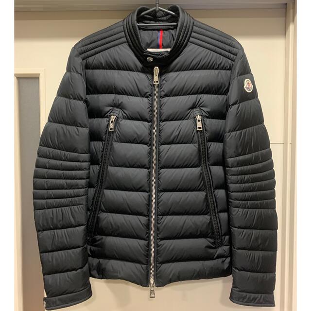 MONCLER - 【極美品】MONCLER モンクレール AMIOT ダウンジャケットの