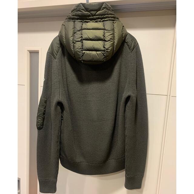 MONCLER(モンクレール)の【美品】MONCLER モンクレール MAGLIONE TRICOT CARD メンズのジャケット/アウター(ダウンジャケット)の商品写真