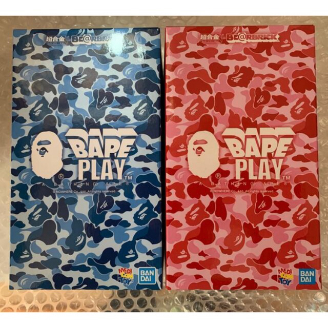 BE@RBRICK(ベアブリック)の超合金 BE@RBRICK BAPE ABC CAMO SHARK 2体セット エンタメ/ホビーのフィギュア(その他)の商品写真