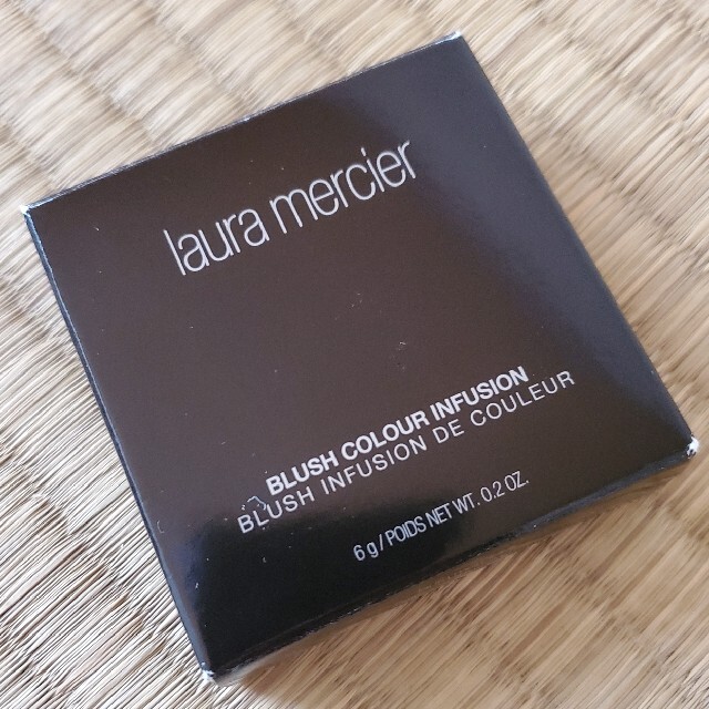 laura mercier(ローラメルシエ)のブラッシュ　カラー　インフュージョン コスメ/美容のベースメイク/化粧品(チーク)の商品写真