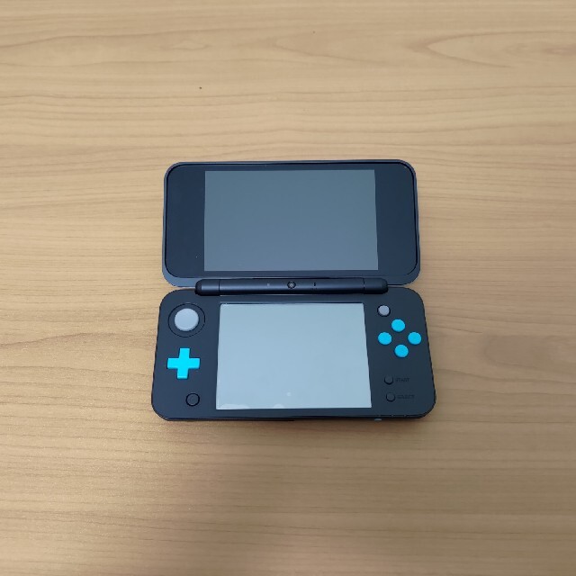 Nintendo ゲーム機本体 NEW ニンテンドー 2DS LL ブラック/タ