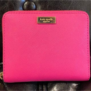 ケイトスペードニューヨーク(kate spade new york)のケイトスペード　二つ折り財布(折り財布)