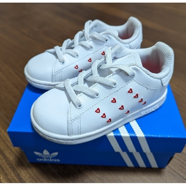 adidas(アディダス)のアディダスオリジナルス／　STAN　SMITH　EL　I　　14cm キッズ/ベビー/マタニティのベビー靴/シューズ(~14cm)(スニーカー)の商品写真