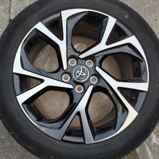 C−HR 18インチトヨタ純正ホイール4本セット タイヤ付き