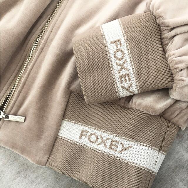 FOXEY(フォクシー)の【お取置き中】フォクシー パーカー 38 レディースのトップス(パーカー)の商品写真