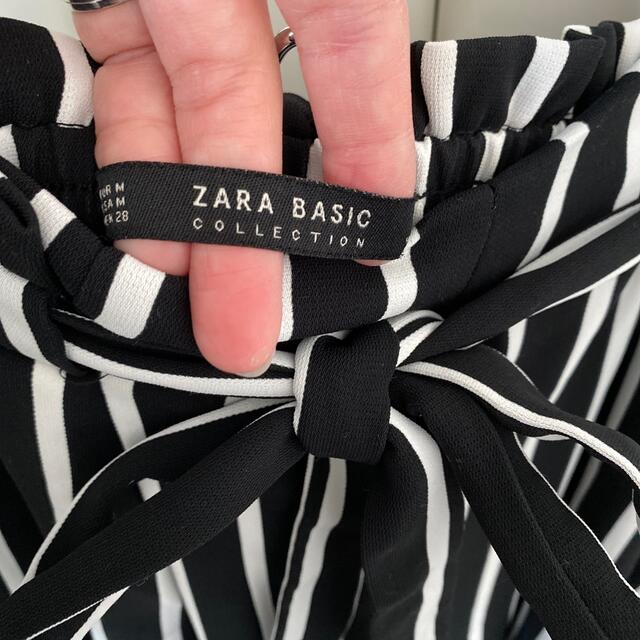 ZARA(ザラ)のストラップパンツ ZARA ザラ レディースのパンツ(カジュアルパンツ)の商品写真