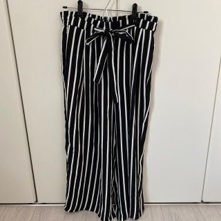 ザラ(ZARA)のストラップパンツ ZARA ザラ(カジュアルパンツ)