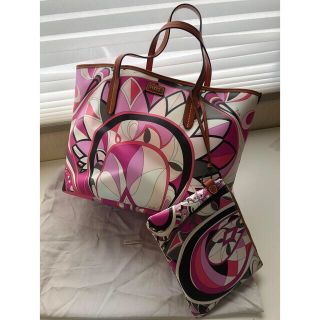 エミリオプッチ(EMILIO PUCCI)の美品 EMILIO PUCCI エミリオプッチ レザー ポーチ付 トートバッグ(トートバッグ)