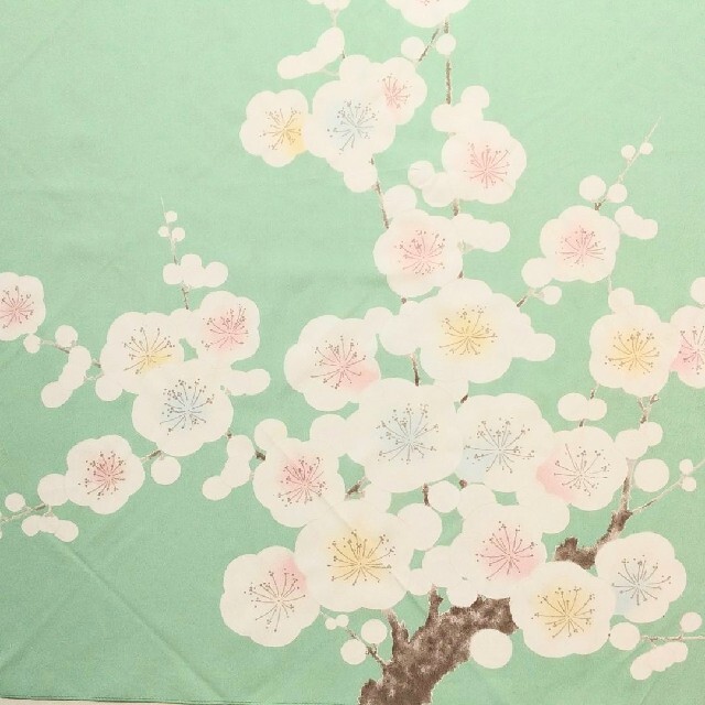 lily様専用‼️✨未使用.美品.梅の花が美しい風呂敷✨ レディースの水着/浴衣(和装小物)の商品写真