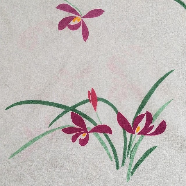 GWセール‼️✨紫色の花が上品な風呂敷✨ レディースの水着/浴衣(和装小物)の商品写真