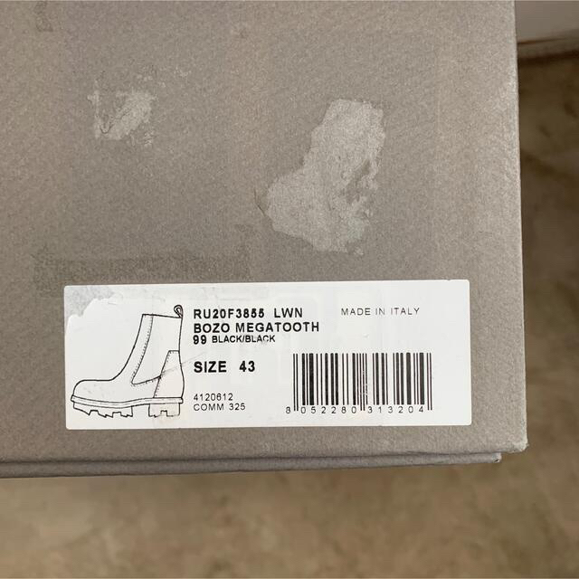 Rick Owens(リックオウエンス)の新品未使用 RICK OWENS BOZO MEGATOOTH BEETLE メンズの靴/シューズ(ブーツ)の商品写真