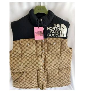 グッチ ×ノースフェイス THE NORTH FACE 663761 XAACX ロゴパッチダウンベスト メンズ L