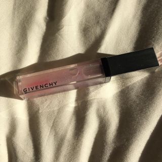 ジバンシィ(GIVENCHY)のGIVENCHY グロス・レヴエトゥール(リップグロス)