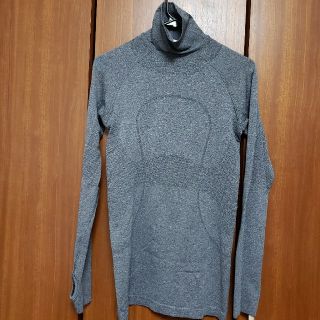 ルルレモン(lululemon)のLululemon 　ロングスリーブシャツ　4(シャツ/ブラウス(長袖/七分))