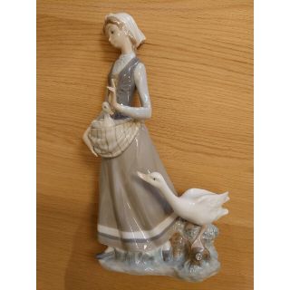 【極美品 無欠損 希少】LLADRO リヤドロ No.4815『ガチョウと少女』