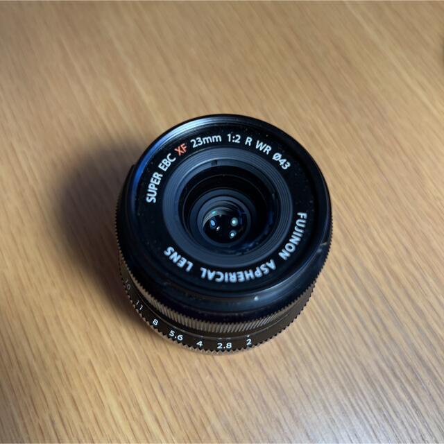 FUJIFILM  XF 23mm F2 R WR 中古美品 スマホ/家電/カメラのカメラ(レンズ(単焦点))の商品写真