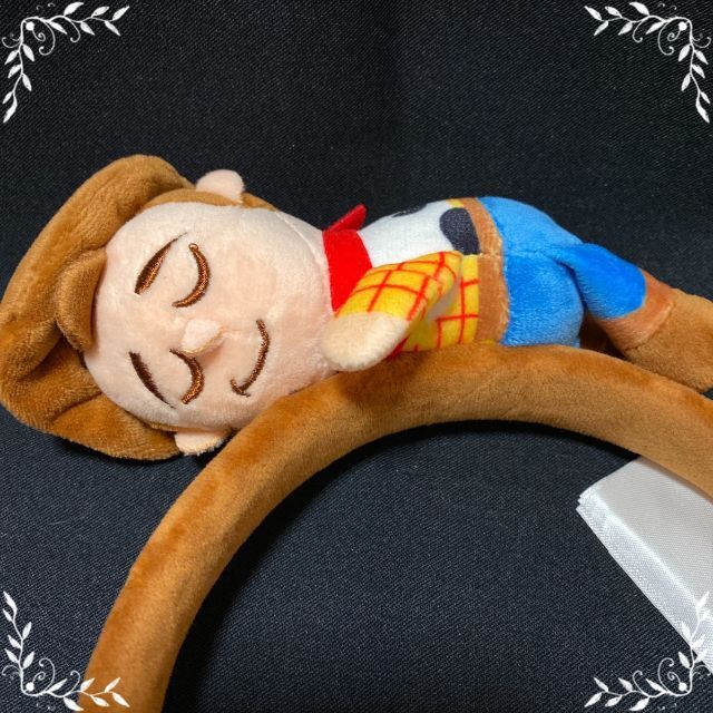 ねむりカチューシャ ウッディ トイストーリー カチューシャ Les Beaux Objets Fr