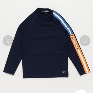 トミーヒルフィガー(TOMMY HILFIGER)のTOMMYキッズラッシュガード【130】(水着)