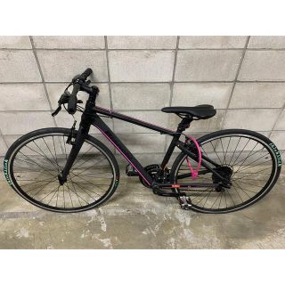 ビアンキ(Bianchi)のビアンキ　17 ROMA 4 ブラック×ピンク　サイズ43(自転車本体)