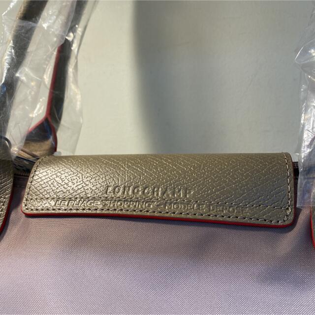 LONGCHAMP(ロンシャン)のLONGCHAMP トートバッグ　折りたたみ　グレージュ×レッド定価17600円 レディースのバッグ(トートバッグ)の商品写真