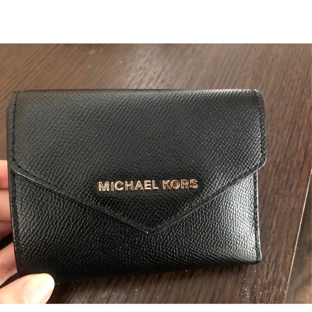 michael  kors 財布