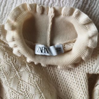 ザラ(ZARA)の美品☆ZARA　スプリングサマーニット　パフスリーブ(ニット/セーター)