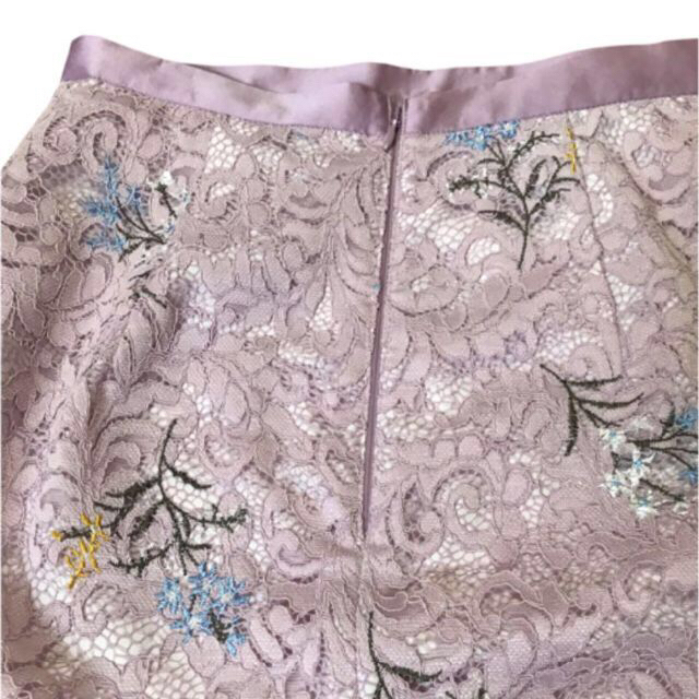 JUSGLITTY(ジャスグリッティー)のJUSGLITTY レース タイトスカート レース 花柄 刺繍 レディースのスカート(ひざ丈スカート)の商品写真