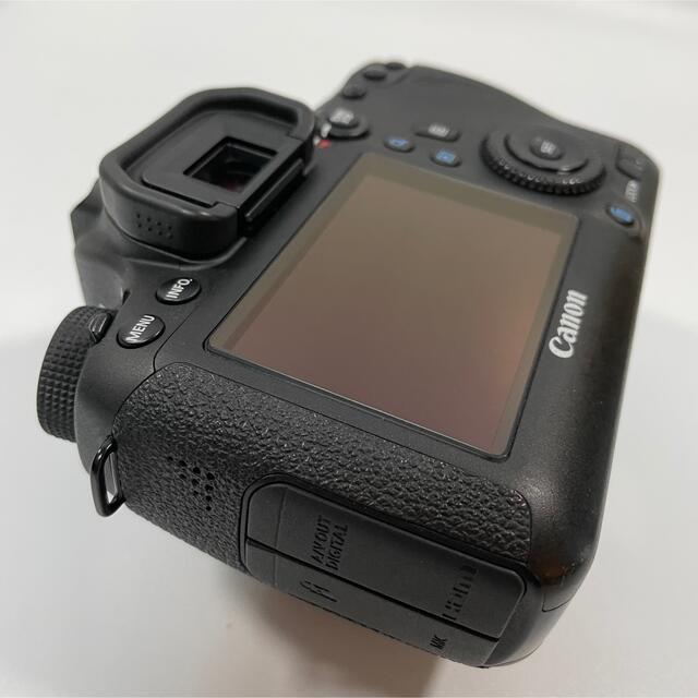 Canon(キヤノン)のCanon デジタル一眼レフカメラ EOS 6D ボディ スマホ/家電/カメラのカメラ(デジタル一眼)の商品写真