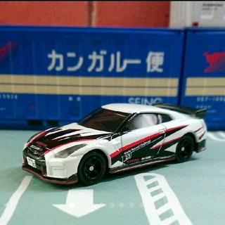 タカラトミー(Takara Tomy)のトミカ  日産 NISSAN GT-R NISMO(ミニカー)