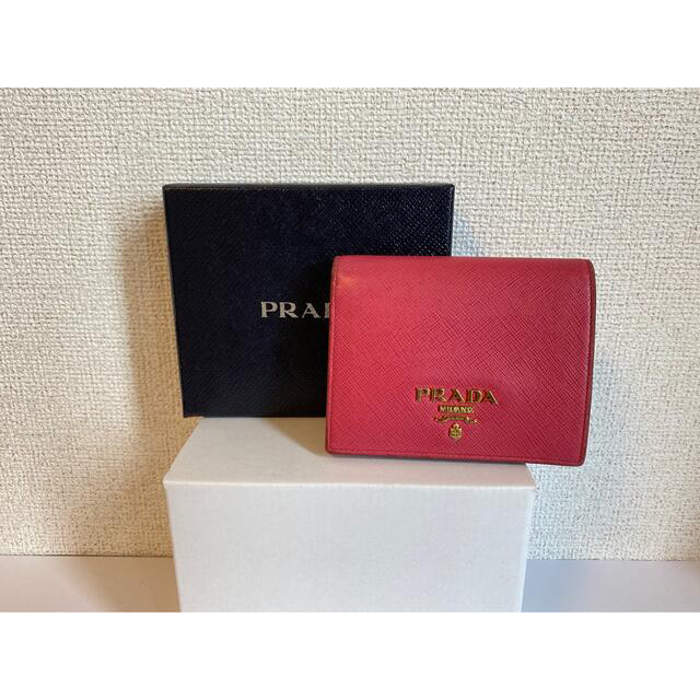 PRADA(プラダ)の【PRADA】プラダ☆2つ折り財布　ピンク レディースのファッション小物(財布)の商品写真