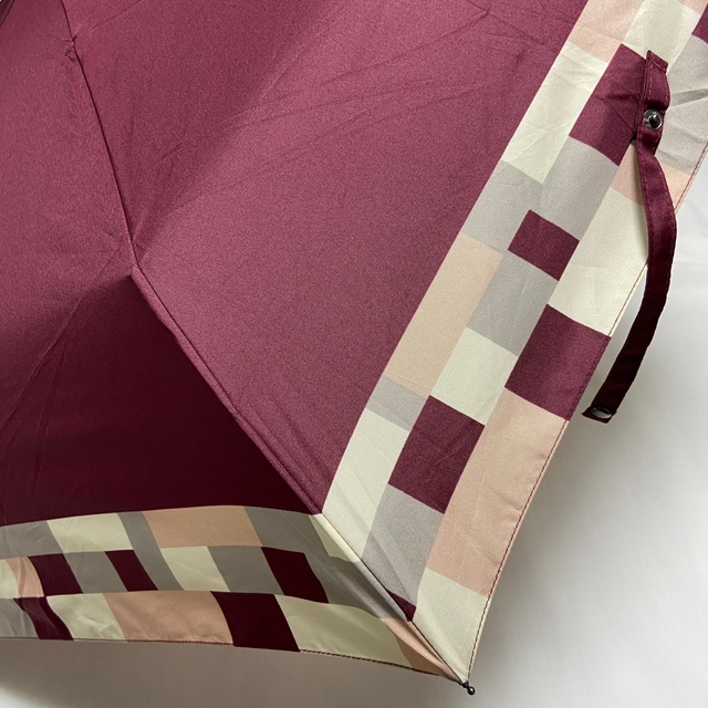 AEON(イオン)の折りたたみ傘　レディス折傘　folding umbrella レディースのファッション小物(傘)の商品写真