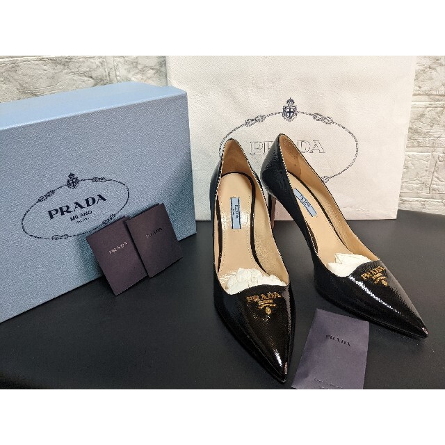 ♥︎PRADA♥︎サフィアーノ♥︎レザー♥︎パンプス♥︎未使用♥︎BLACK